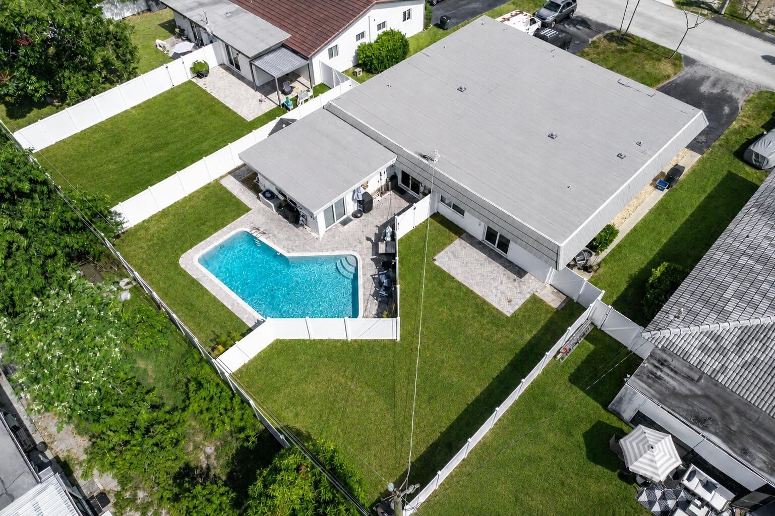 231 SW 6th Street – photo 4