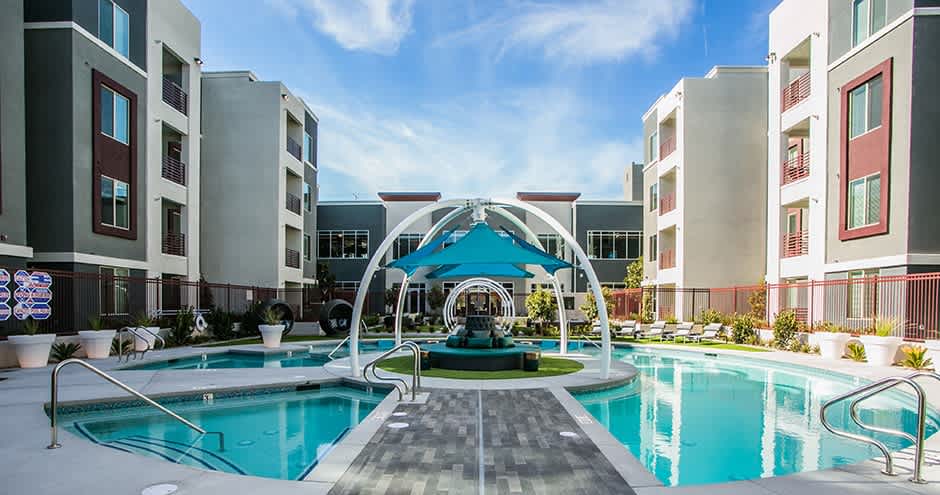 Aster Blue Diamond Apartments – photo 1