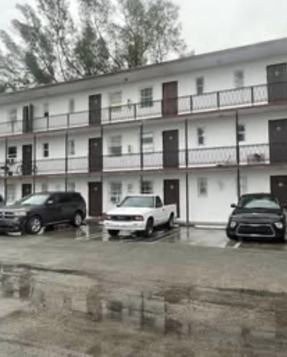 7001 Northwest 15th Avenue – photo 1