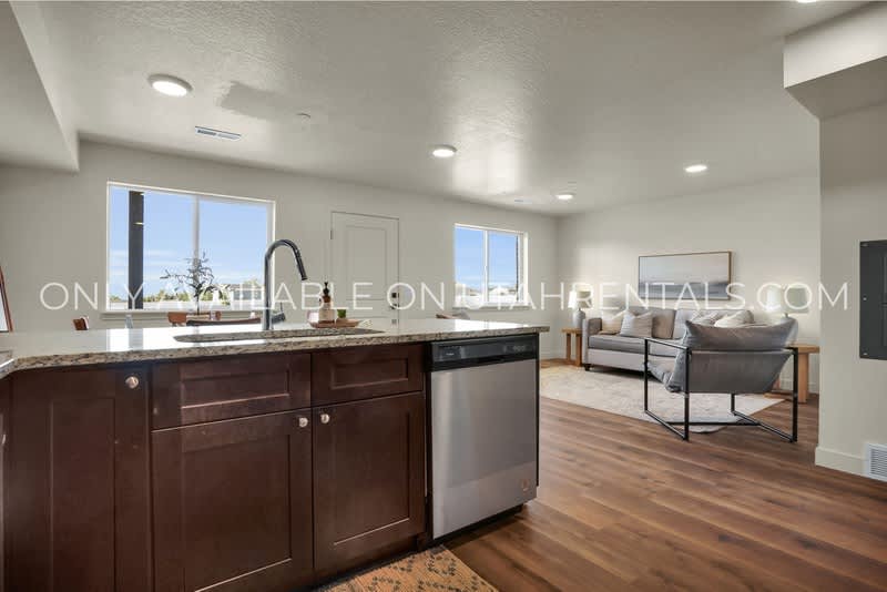 456 West Main Street – photo 2