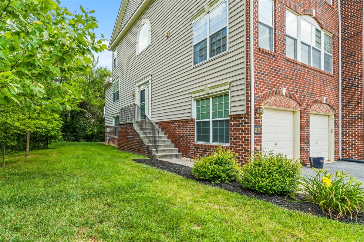 5053 Wesley Square 1 – photo 2