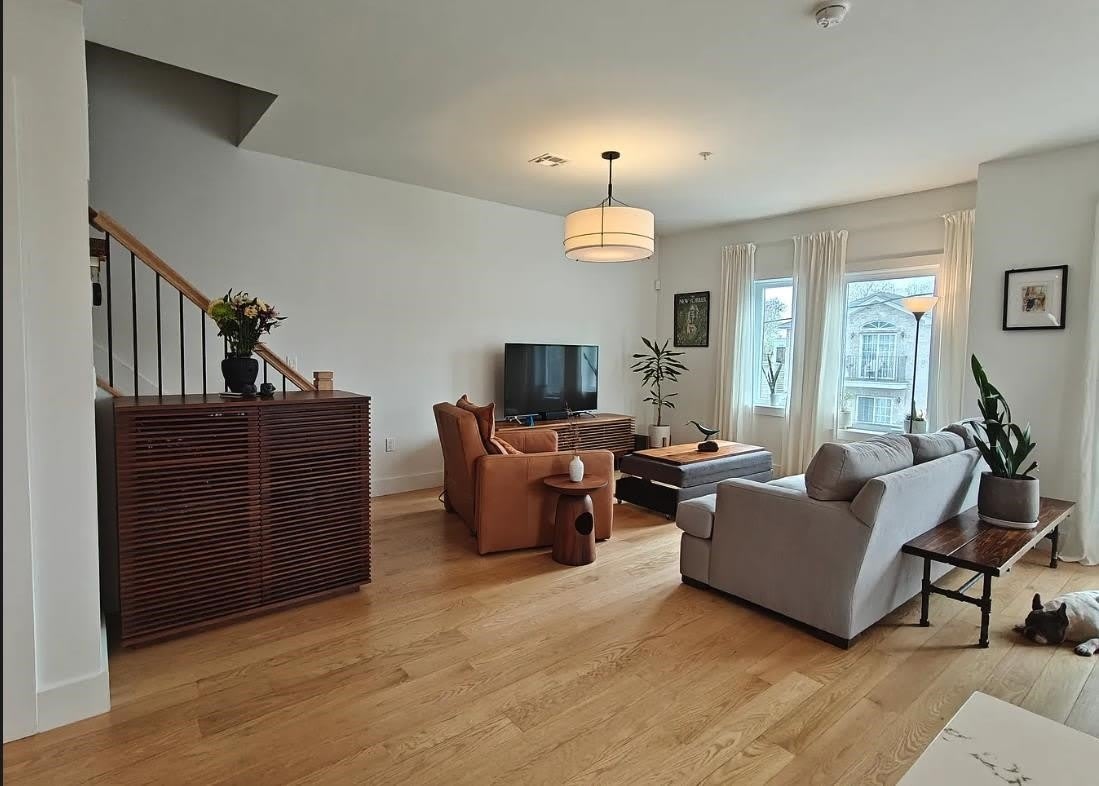 104 EGE AVE – photo 2