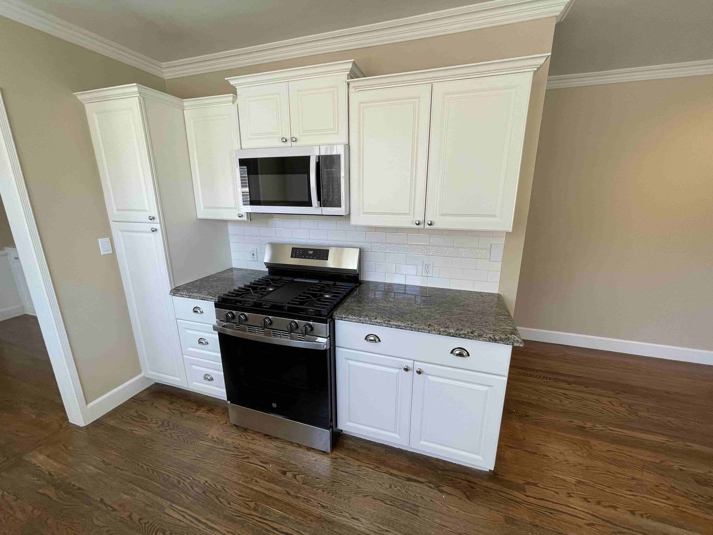 LOVELY UPGRADED STUDIO CITY HOME! – photo 5