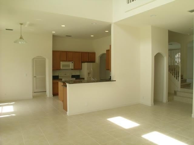 8120 Bautista Way – photo 2