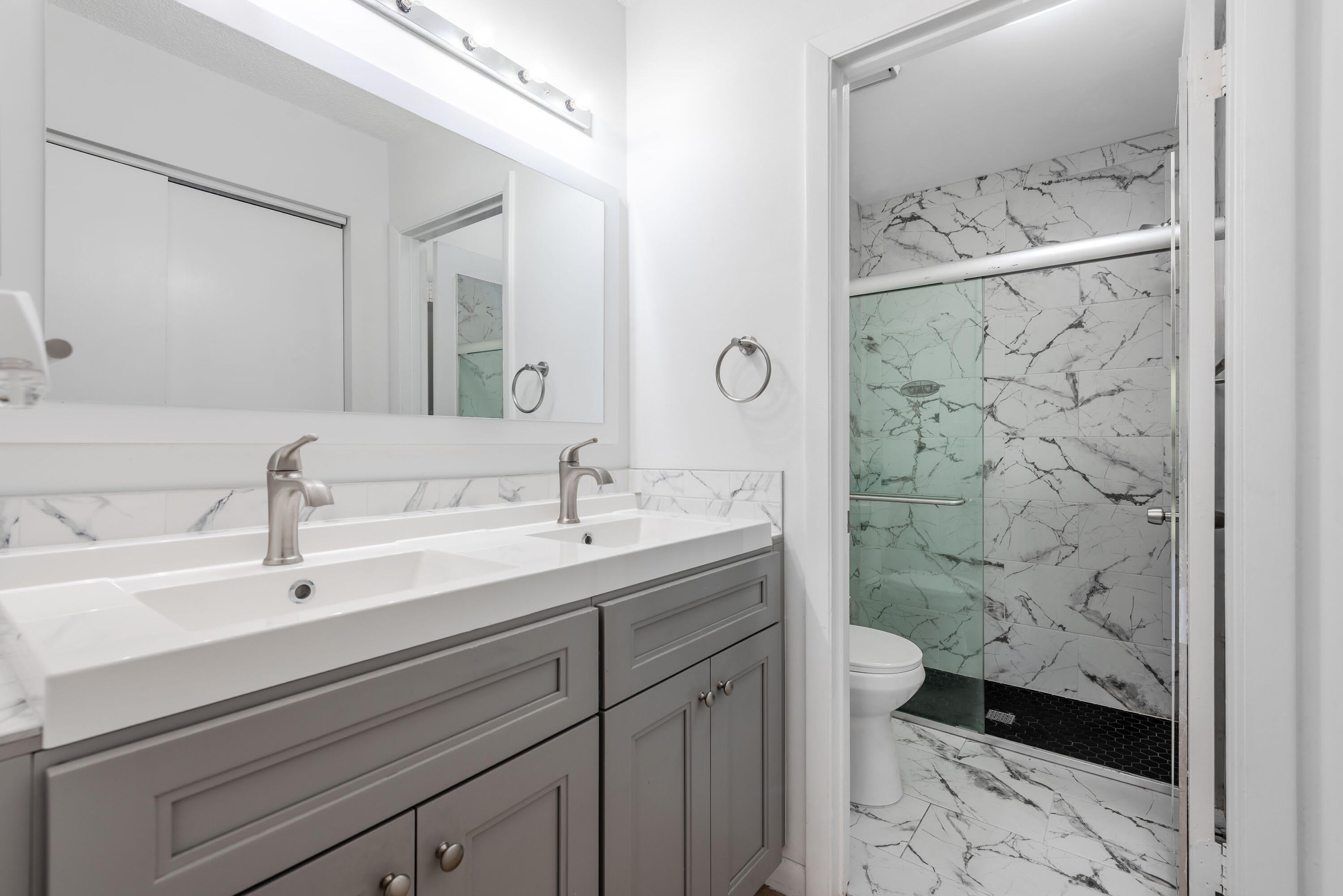 1013 NW 53RD Street – photo 5