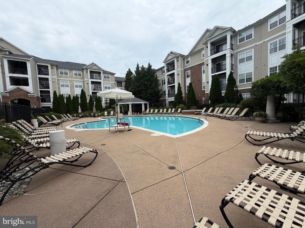 12945 CENTRE PARK Circle – photo 3