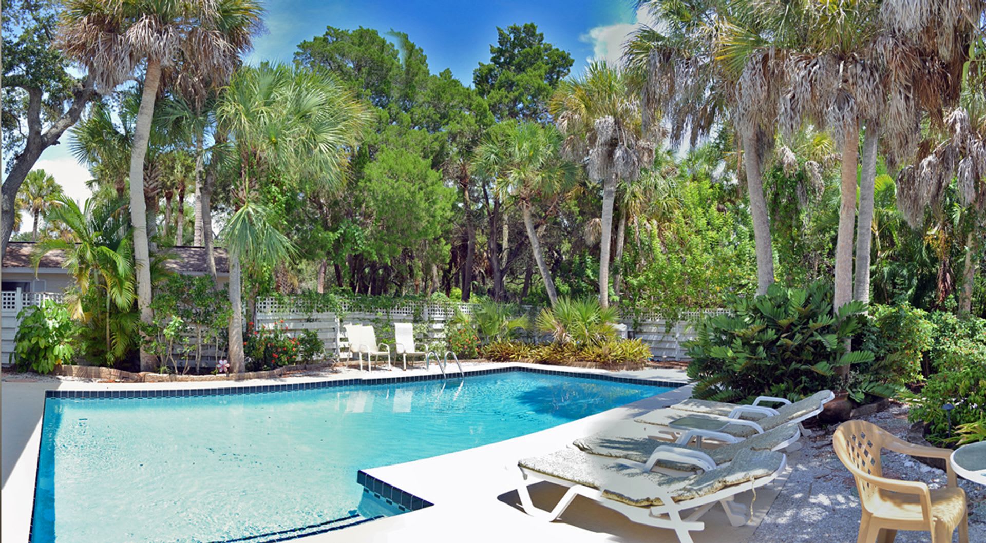 Key West style home on Siesta Key minutes to village and beaches – photo 5