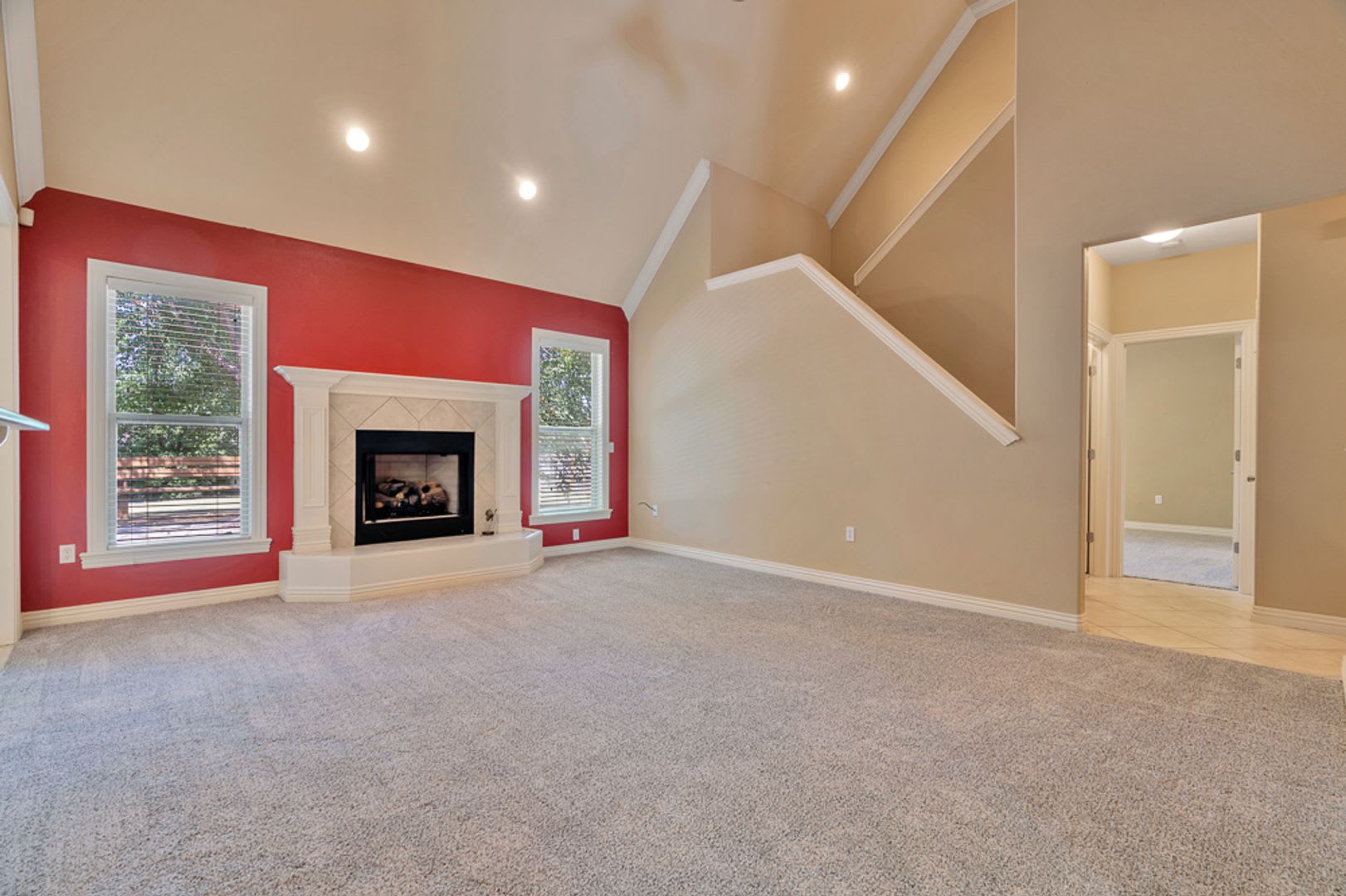 Beautiful 4Bd 2 5Bth Home Located In The Clabber Creek Subdivision – photo 5