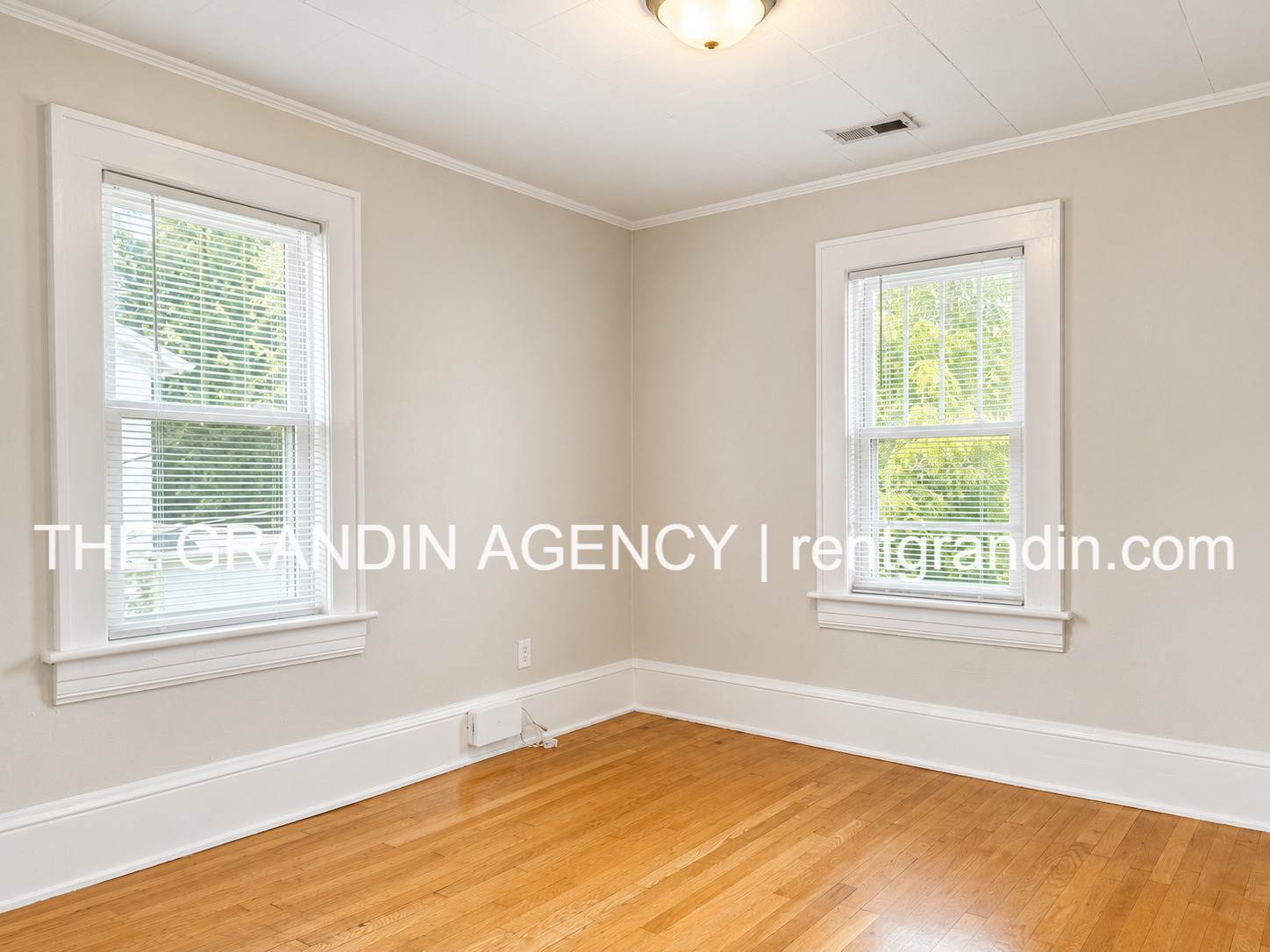 2818 Burton Avenue Northwest – photo 5