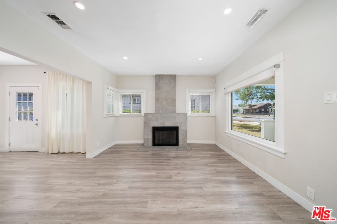 1821 W 42nd Pl – photo 3
