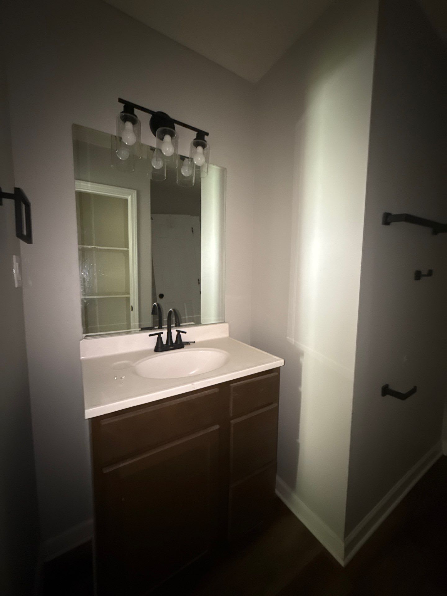 916 Monroe #4, Brownsville – photo 2