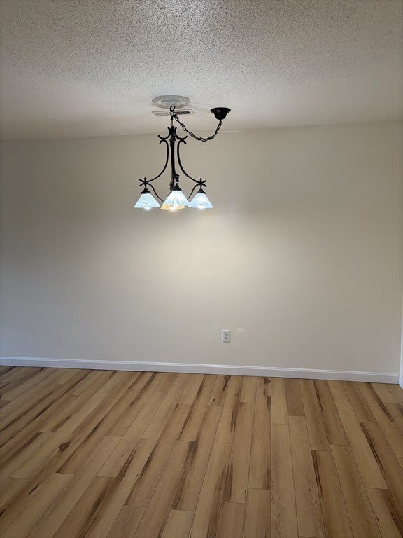 15 Longworth Ave – photo 5