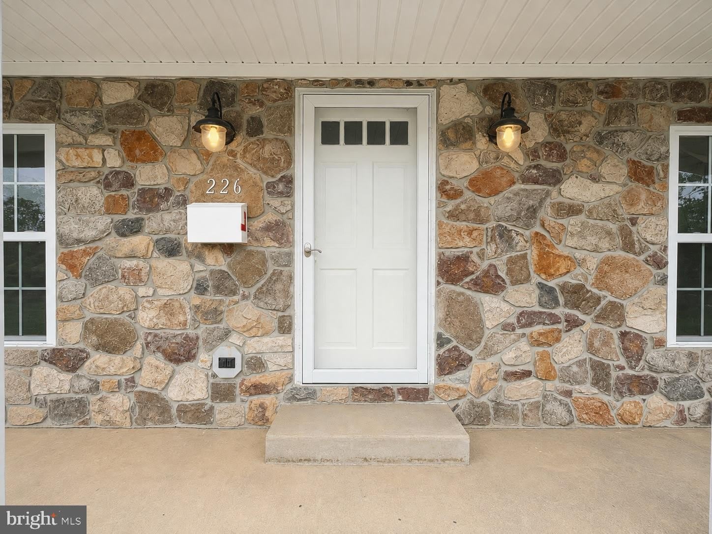 226 ELWYN Avenue – photo 2