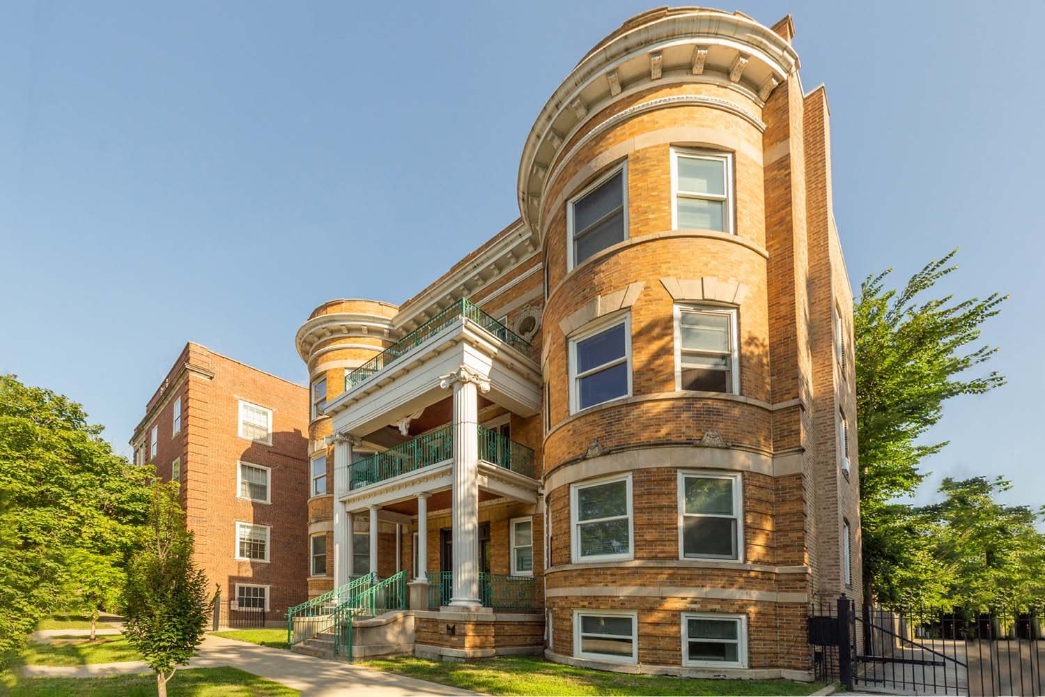 1358 E 58Th Street – photo 4