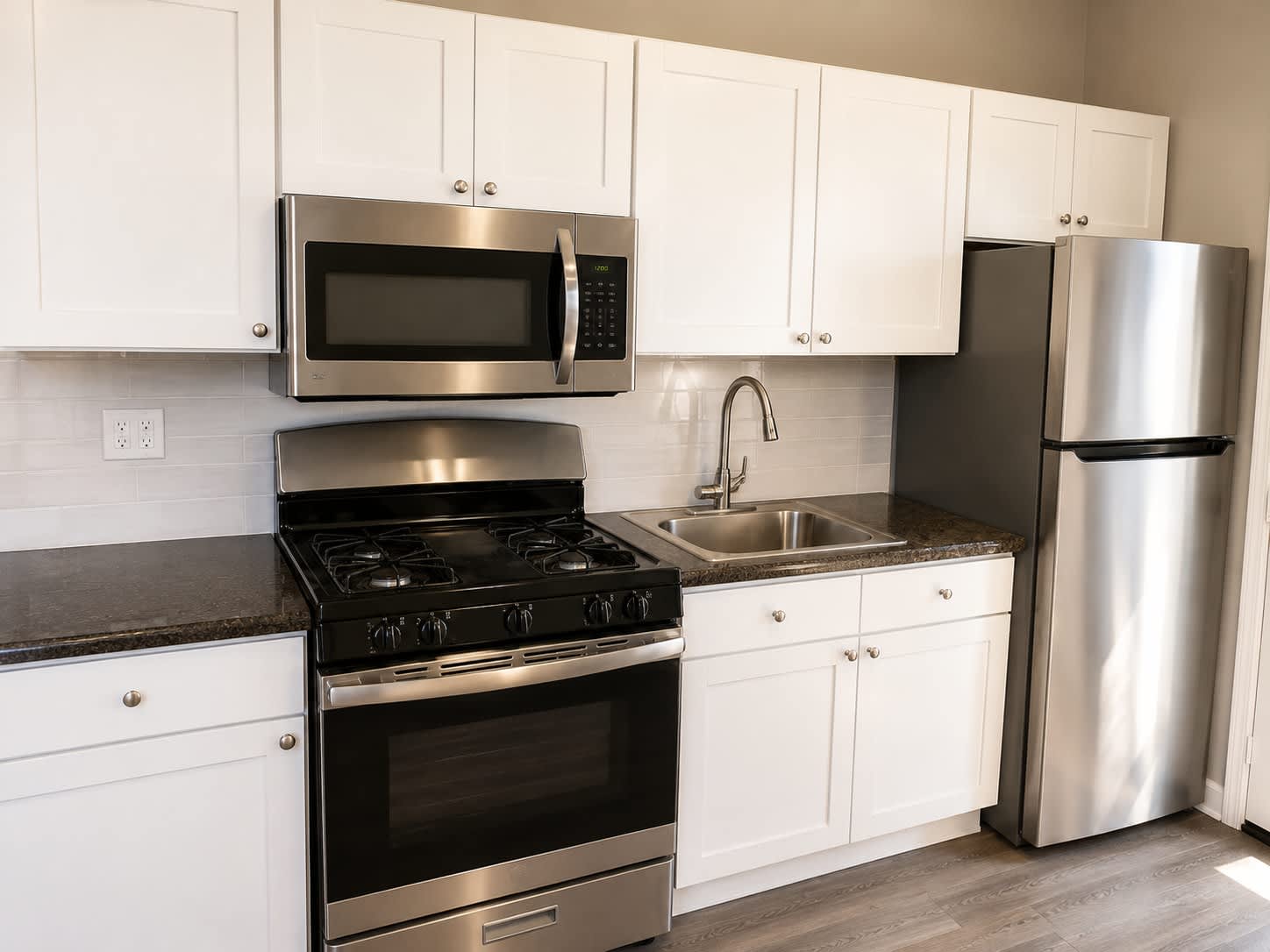 432 South 14Th Street – photo 1