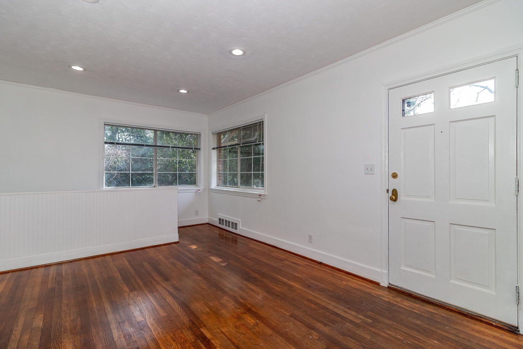 2113 Cresswell Drive – photo 4
