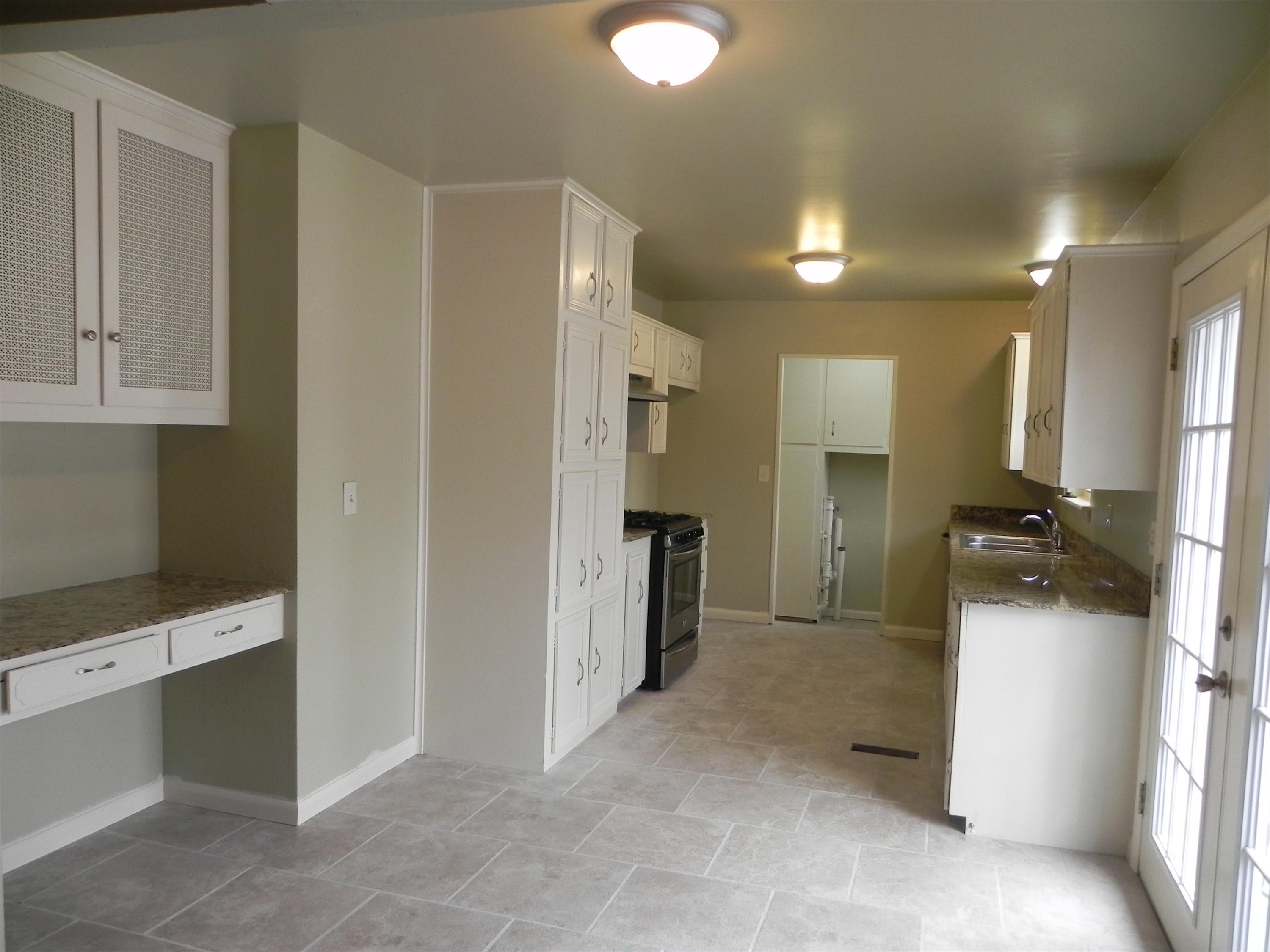 7827 Marilyn Lane – photo 5