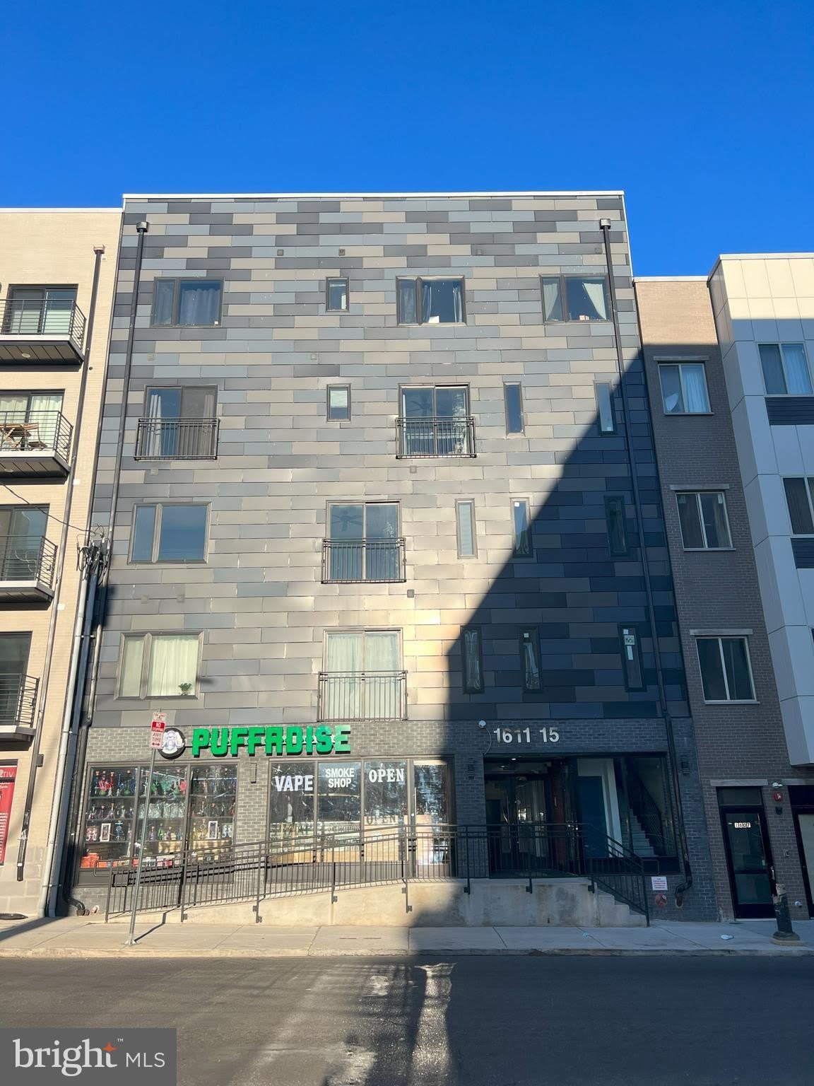 1611-15 RIDGE Avenue – photo 1