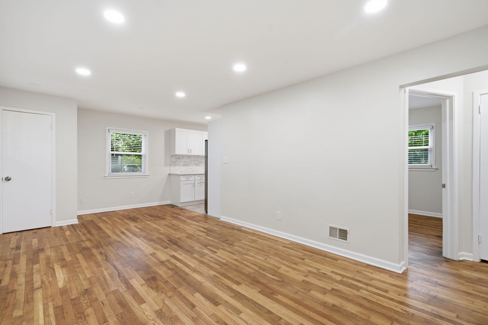 3BR/2BA – photo 4