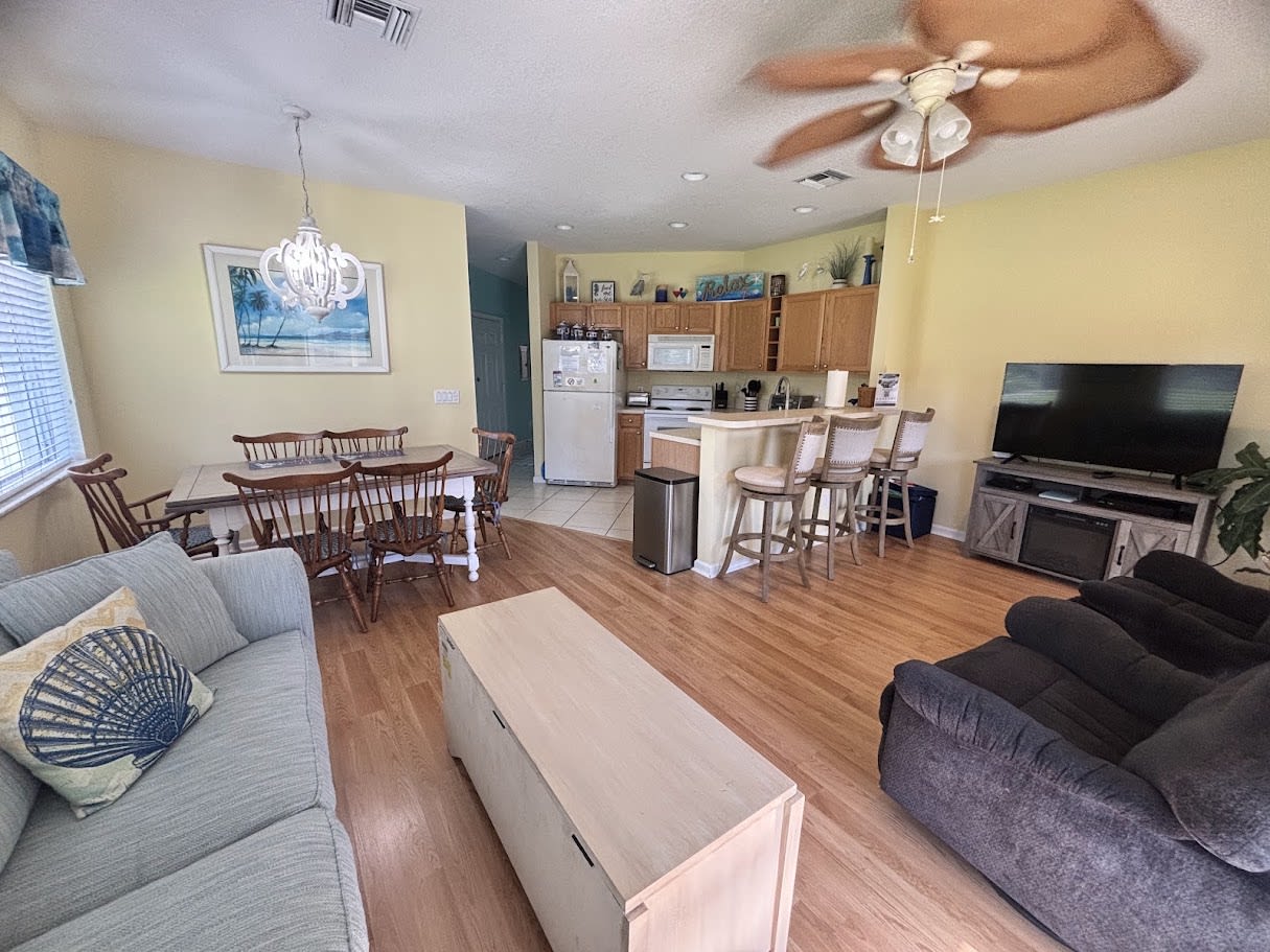 8423 Mulligan Cir – photo 5
