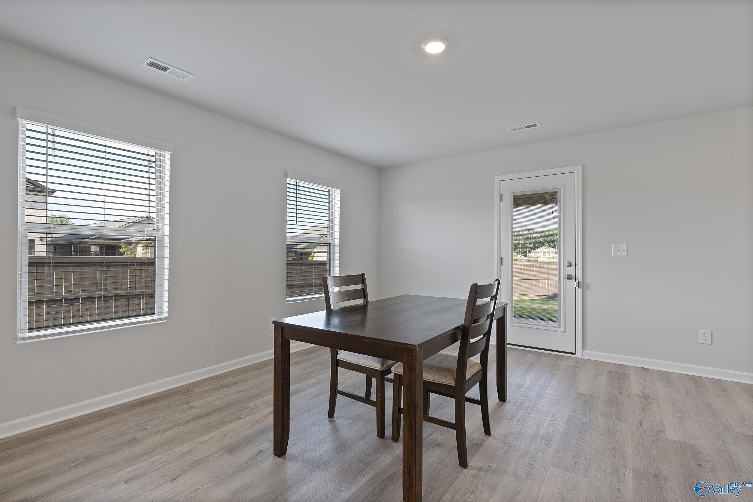 27758 Whitechapel Lane – photo 4