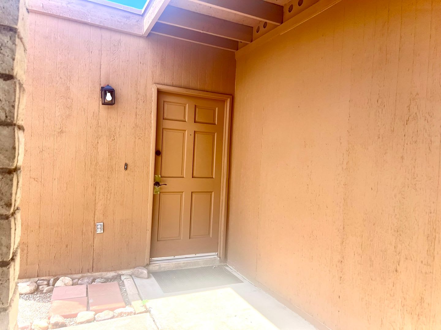 Located Close To School – photo 3