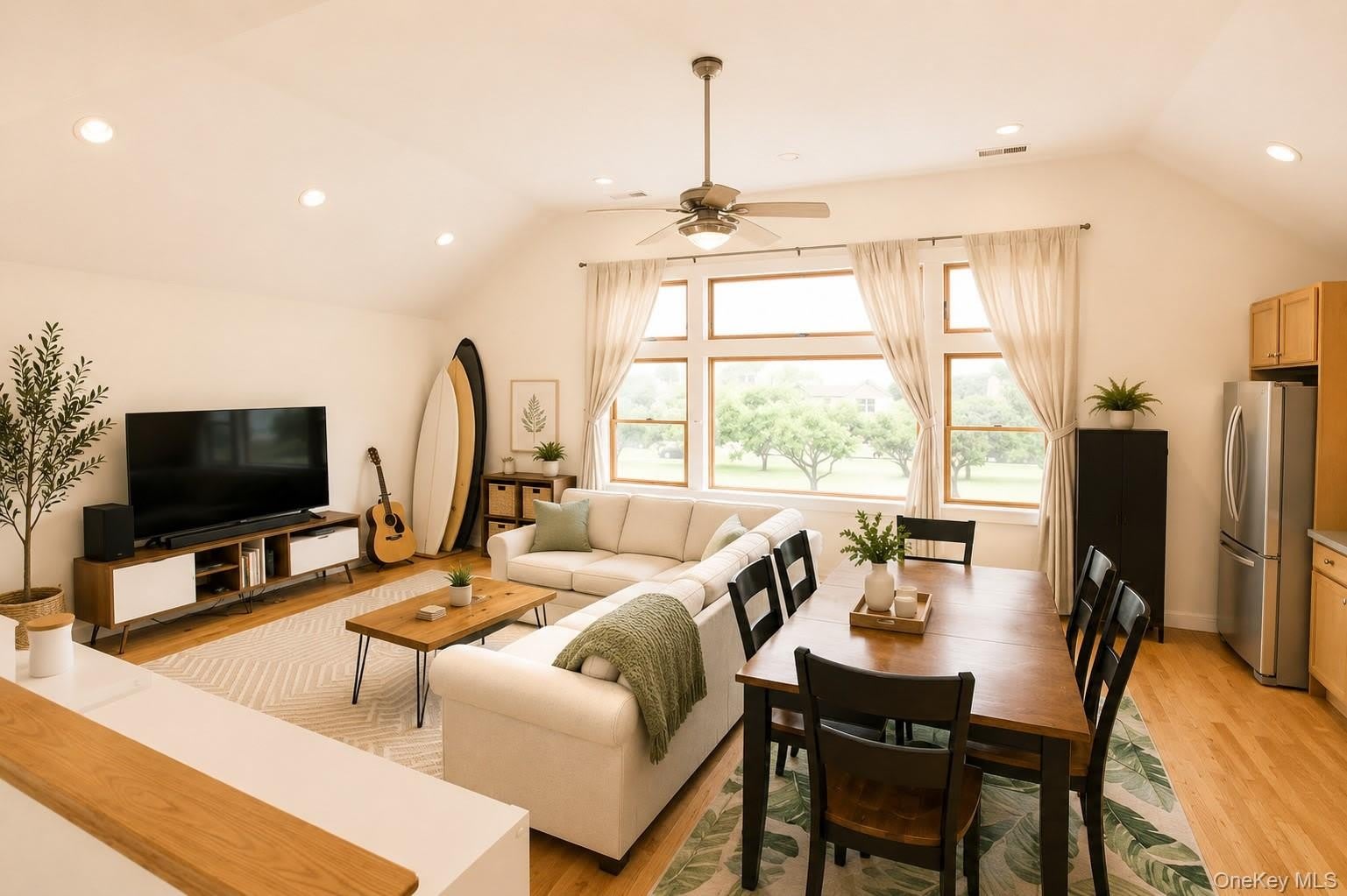 649 W Park Avenue – photo 3