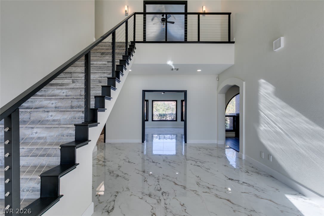 7040 OBANNON Drive – photo 4