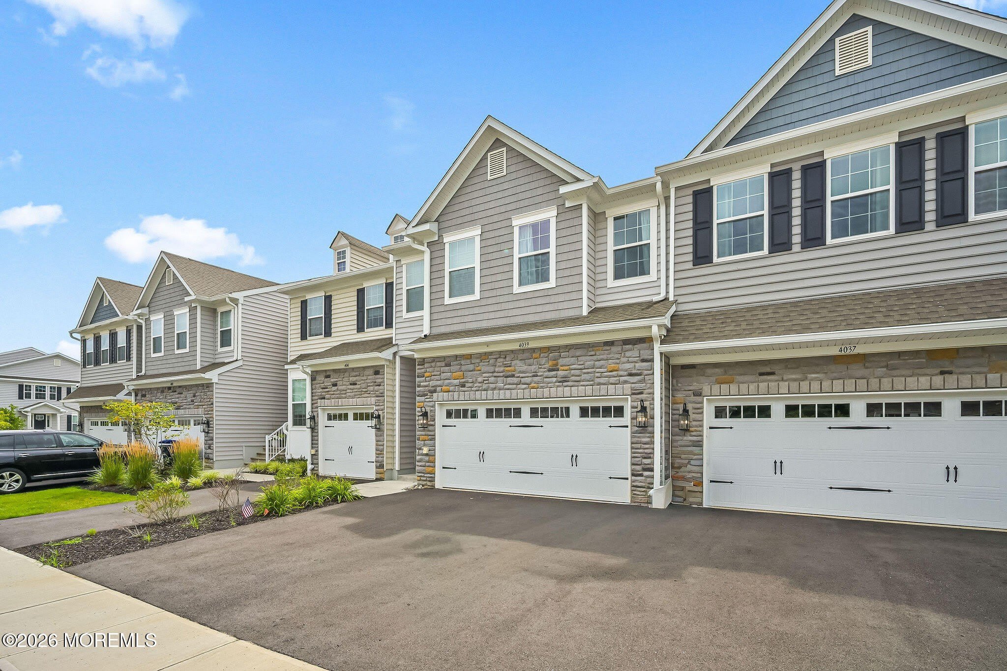 4039 Heron Drive – photo 3