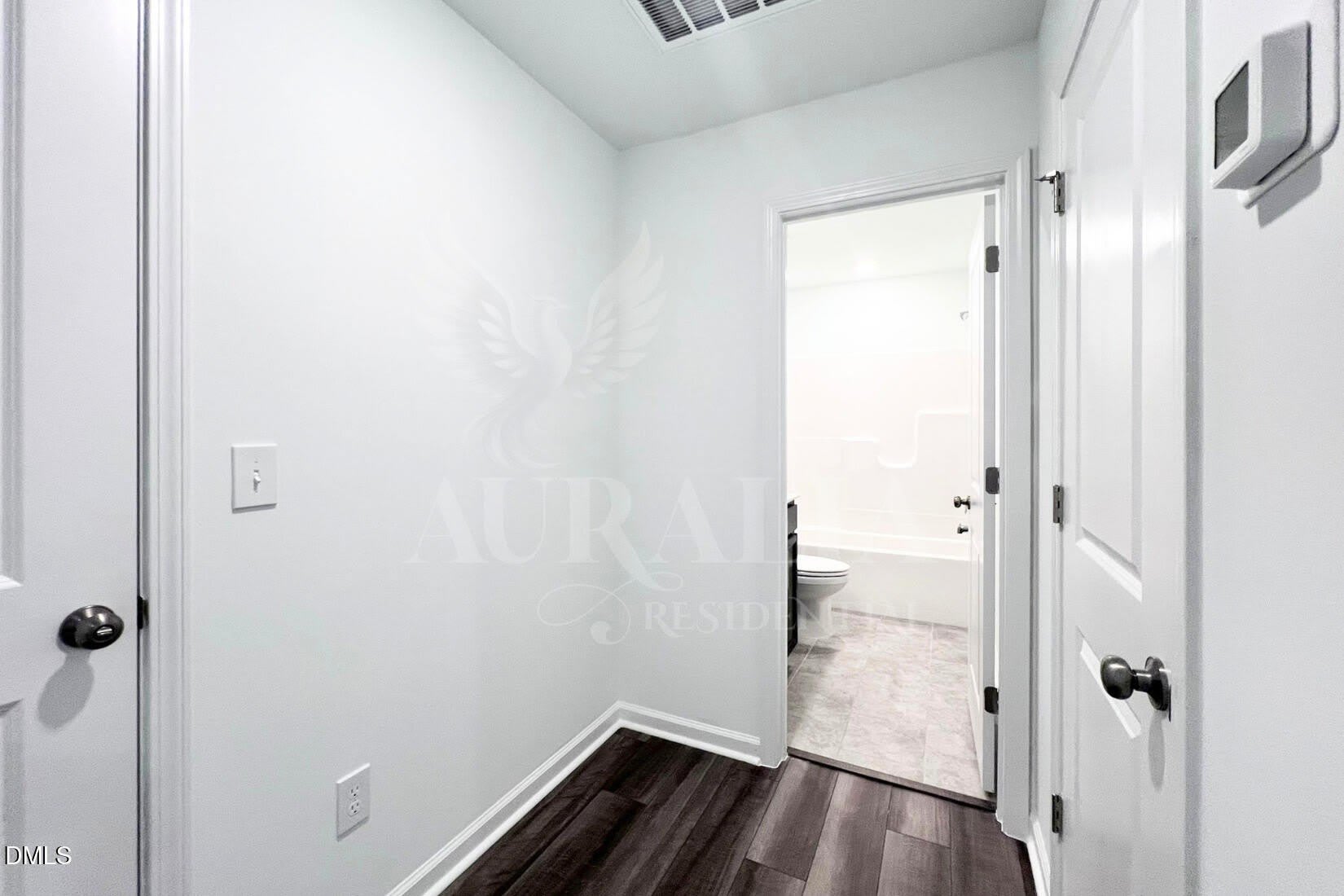 1421 Jay Road – photo 5