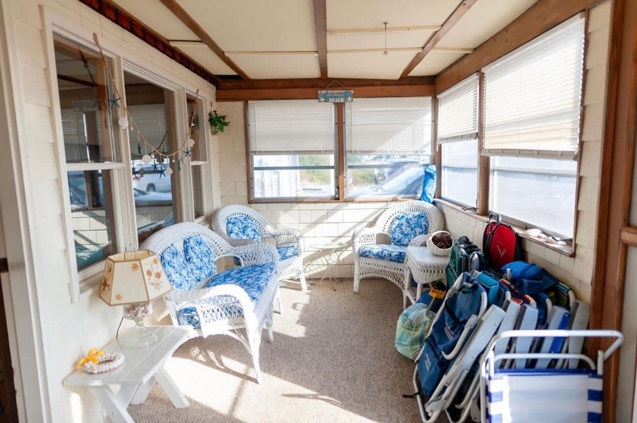 226 Ocean Boulevard – photo 5