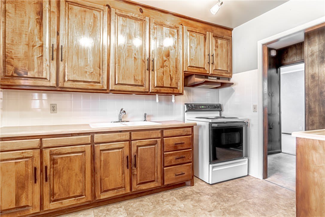 1005 N 12th Street – photo 5