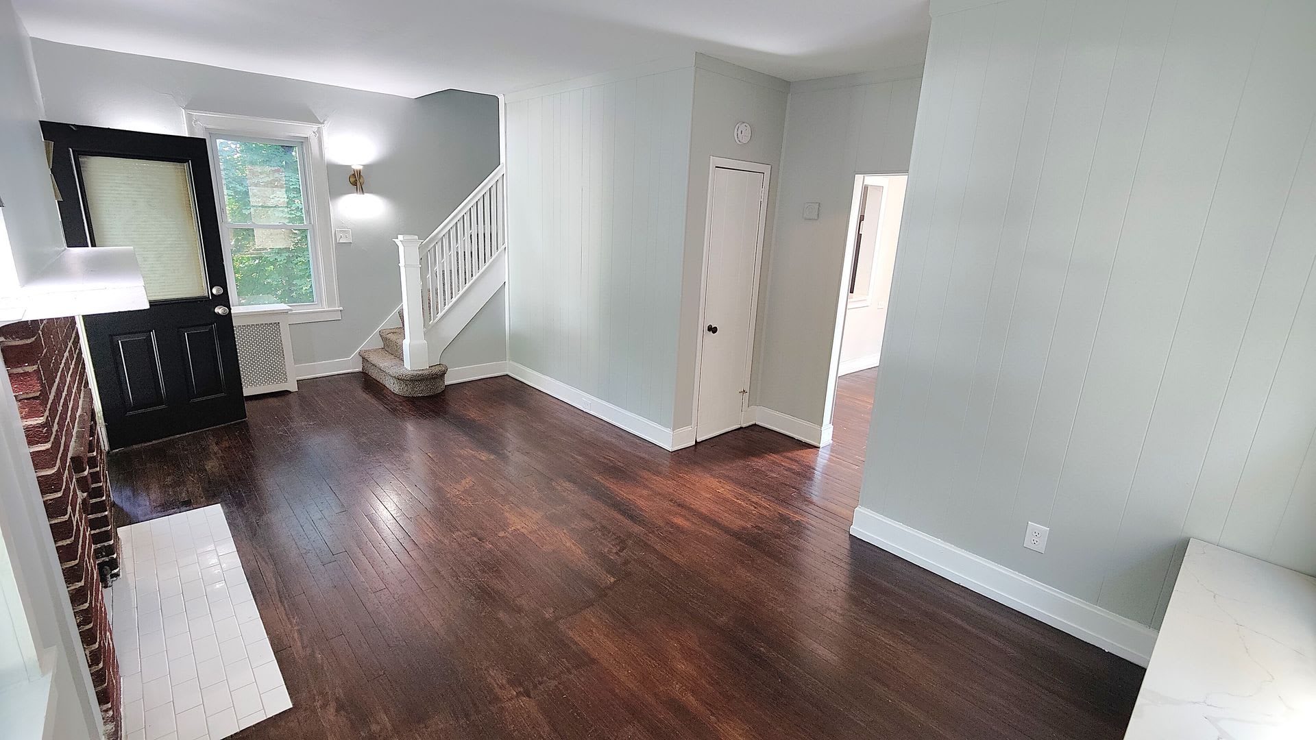 *Beautifully Updated & Spacious 3BD/2BA Single Family Home Available in East Liberty* – photo 3