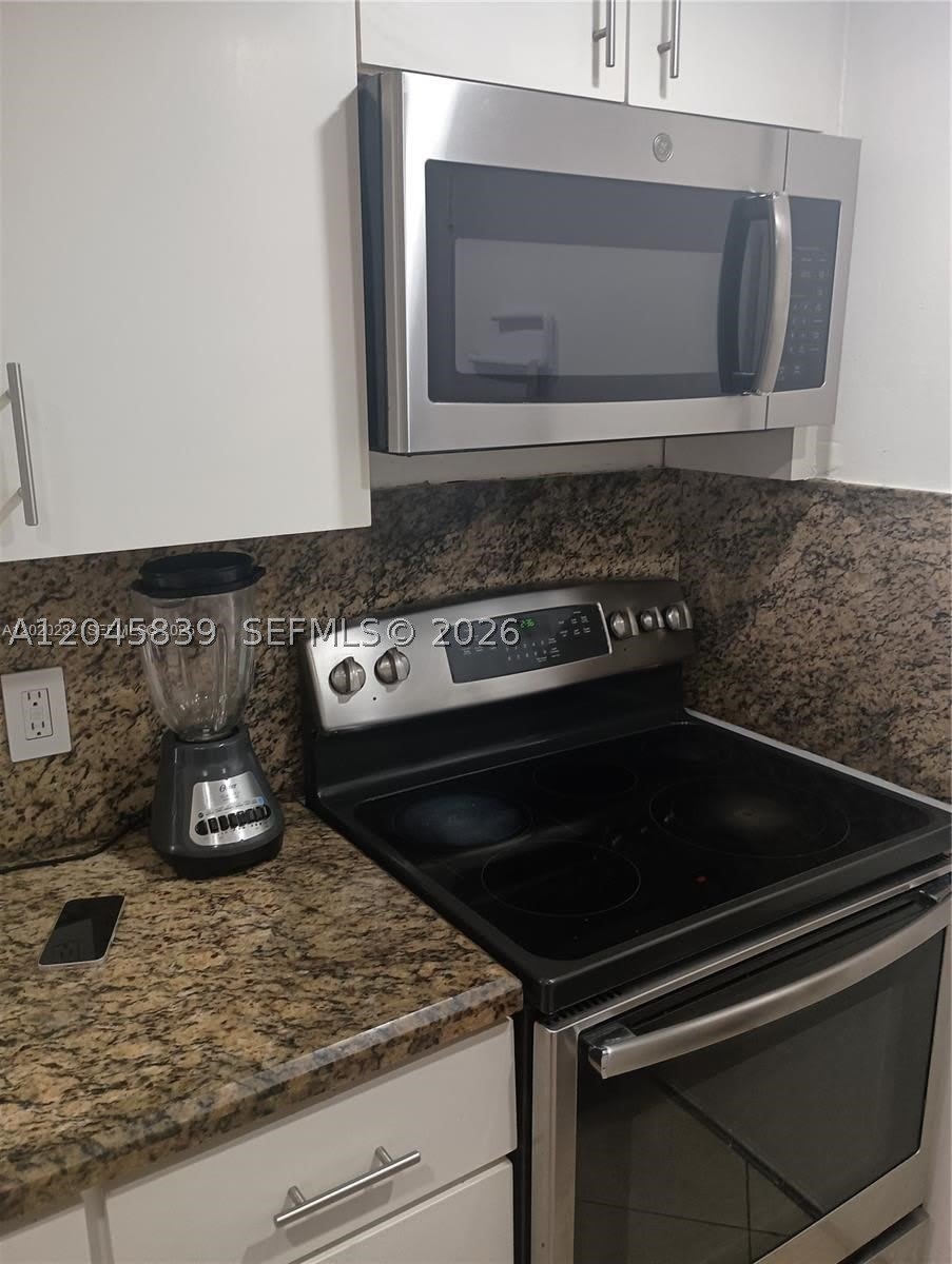 18100 Atlantic Blvd – photo 5