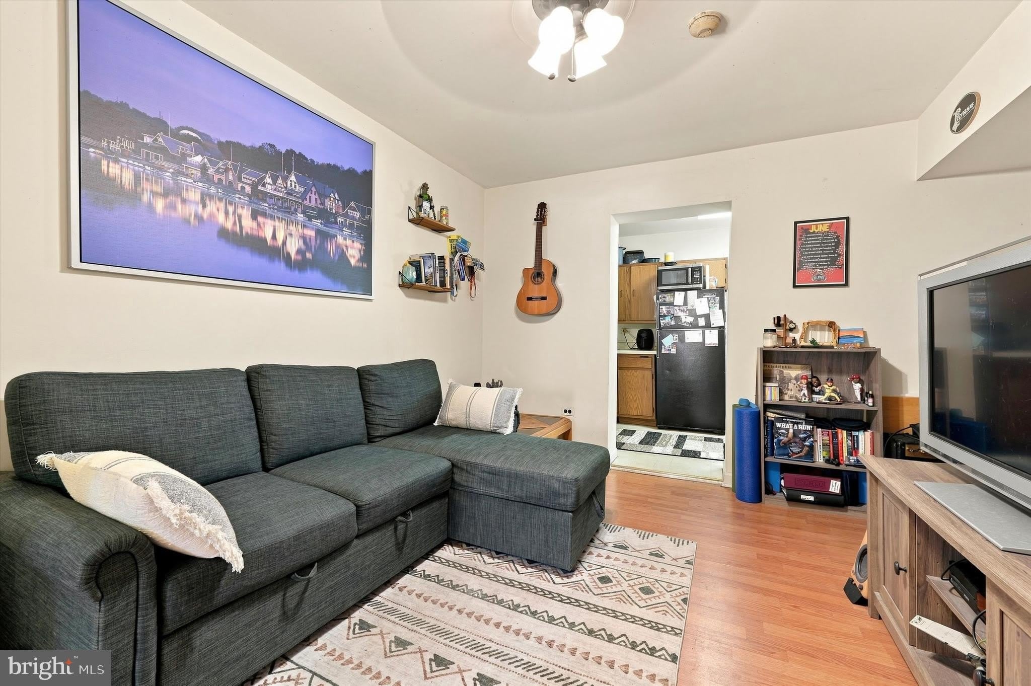 620 Catharine Street – photo 2