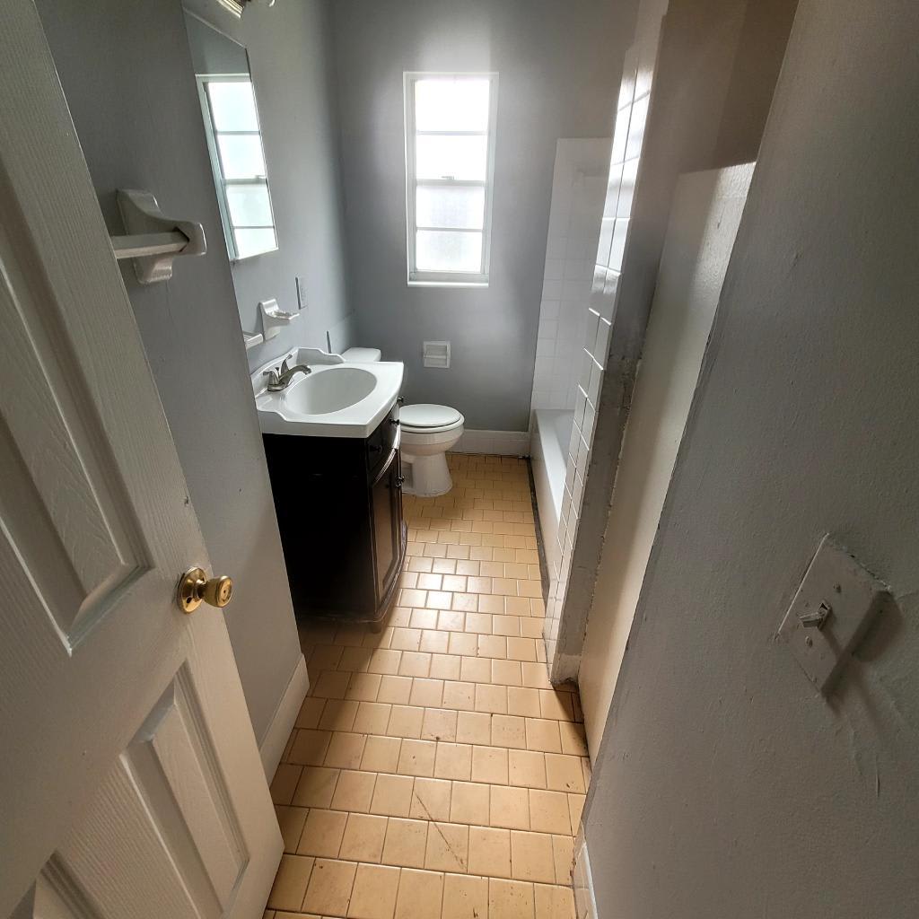 5204 Kinkaid Rd – photo 3