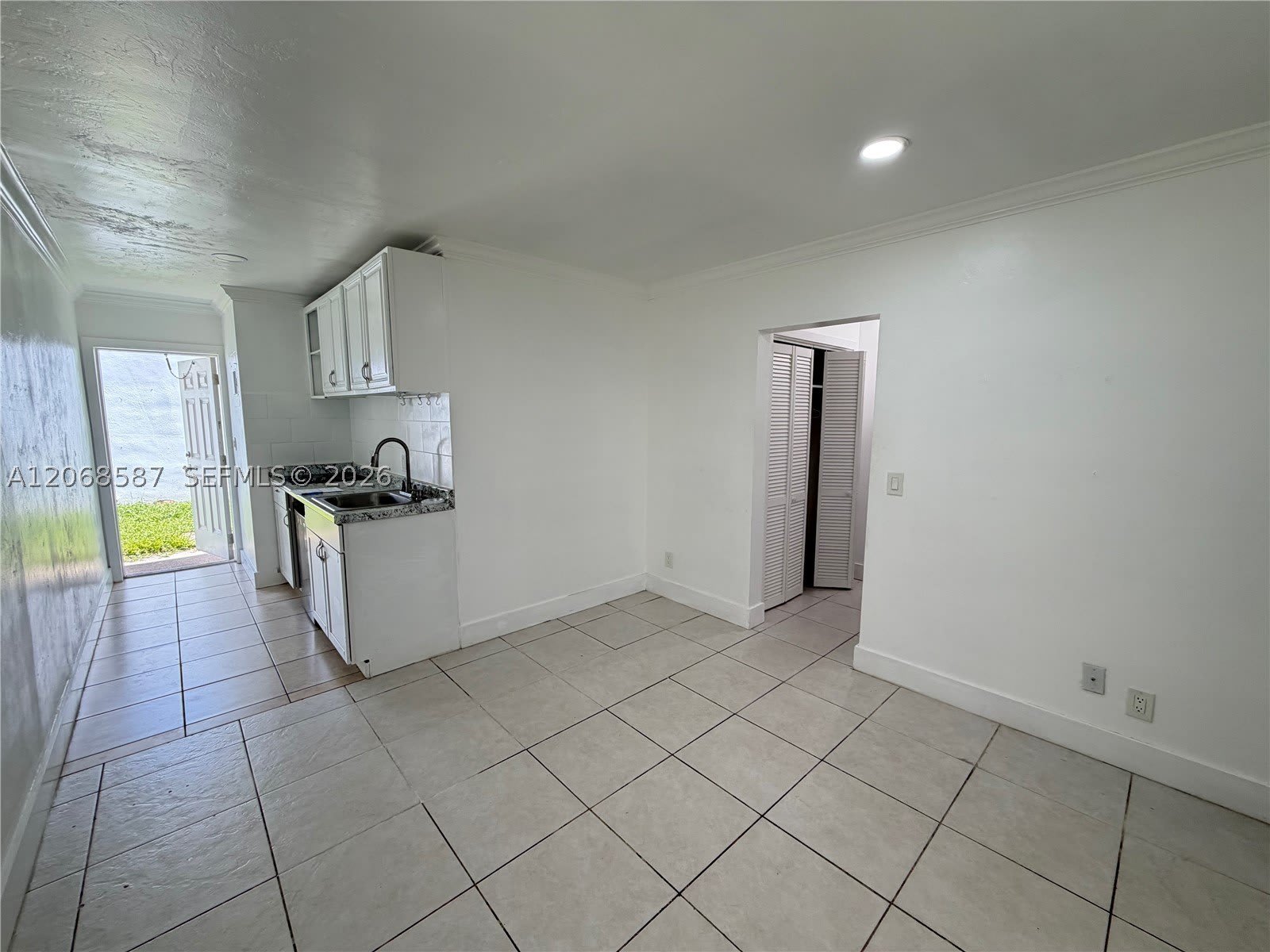 4229 Bougainvilla Dr – photo 3