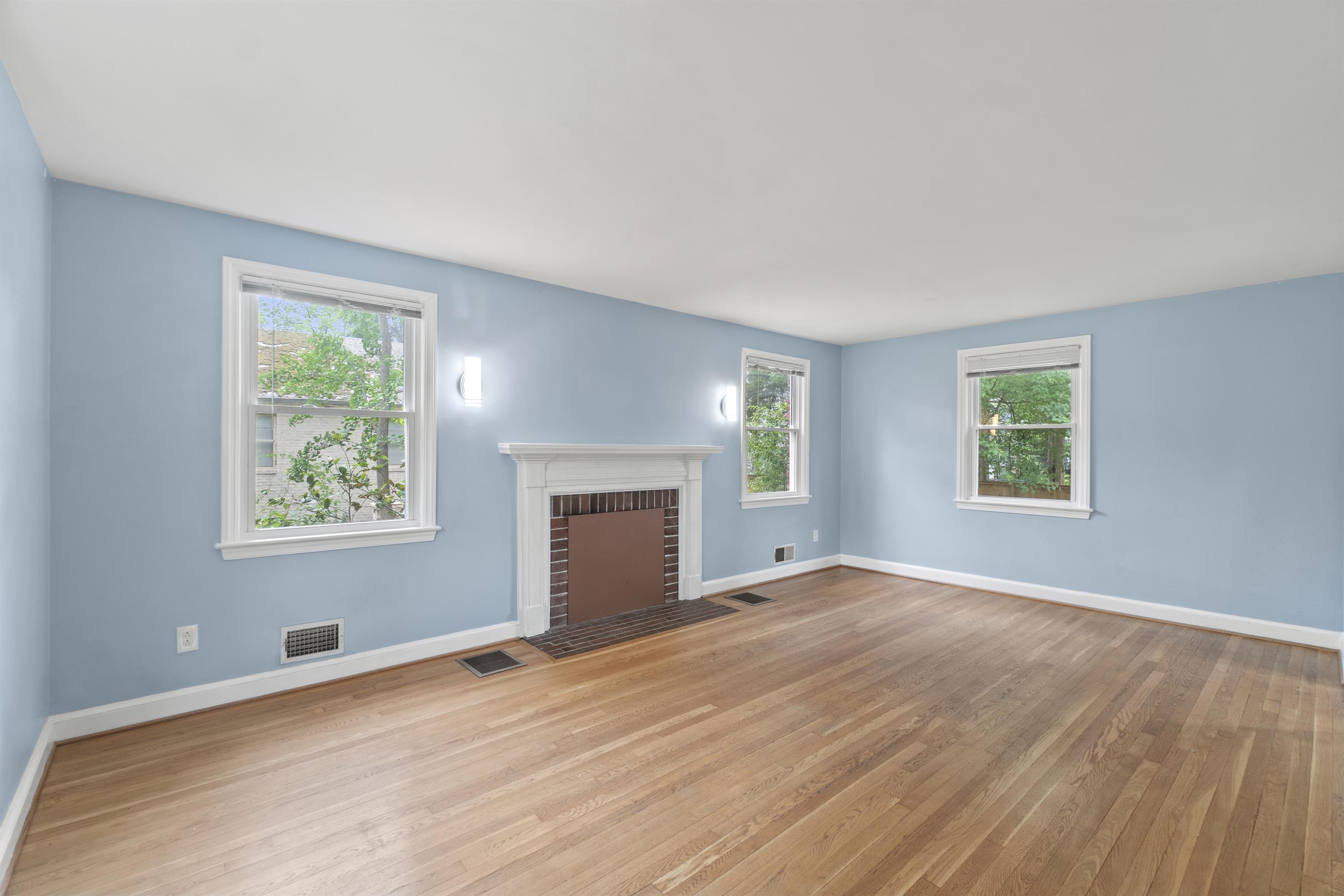 7210 Dartmouth Avenue – photo 3