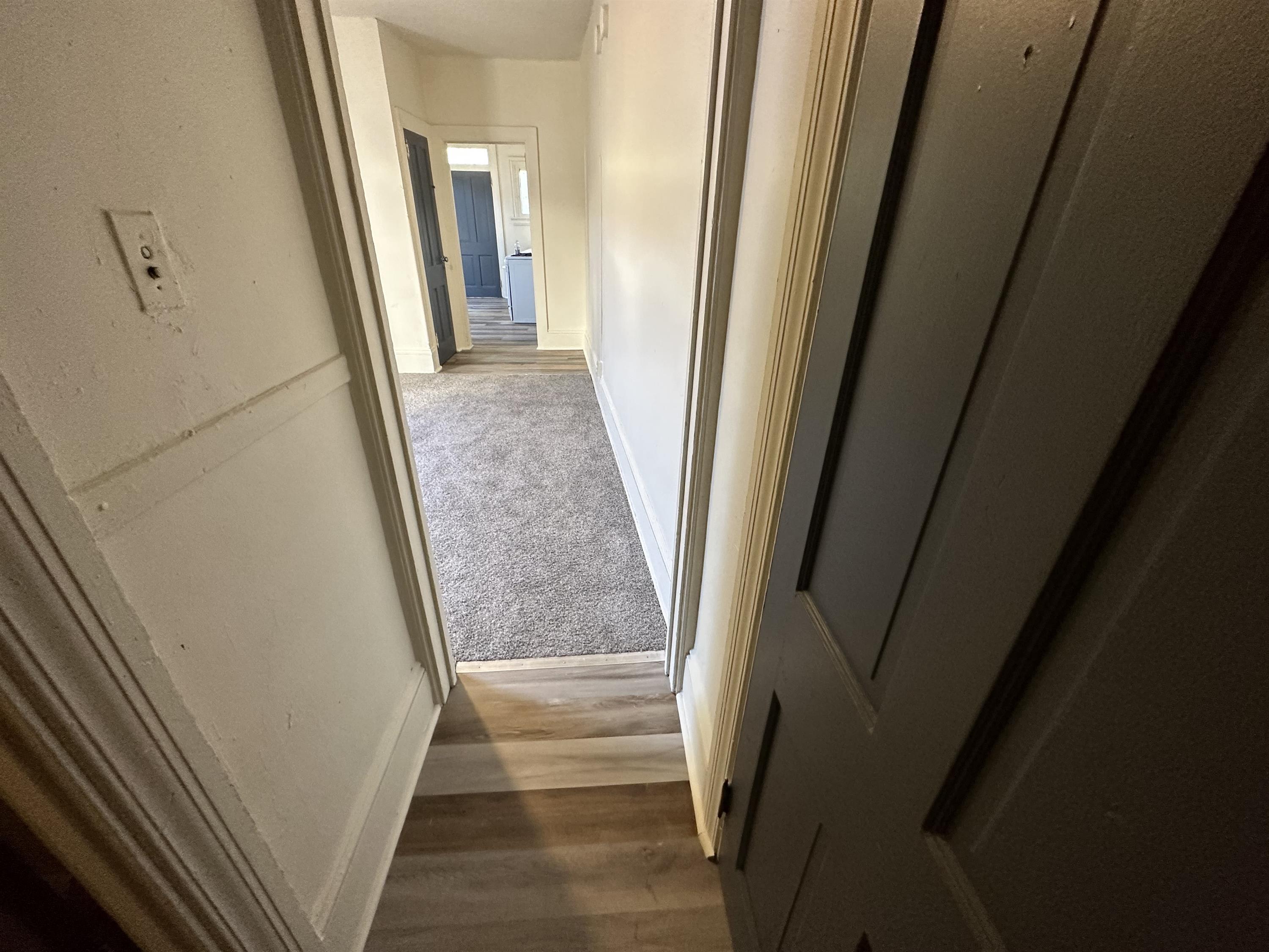 318 S Queen St. – photo 3