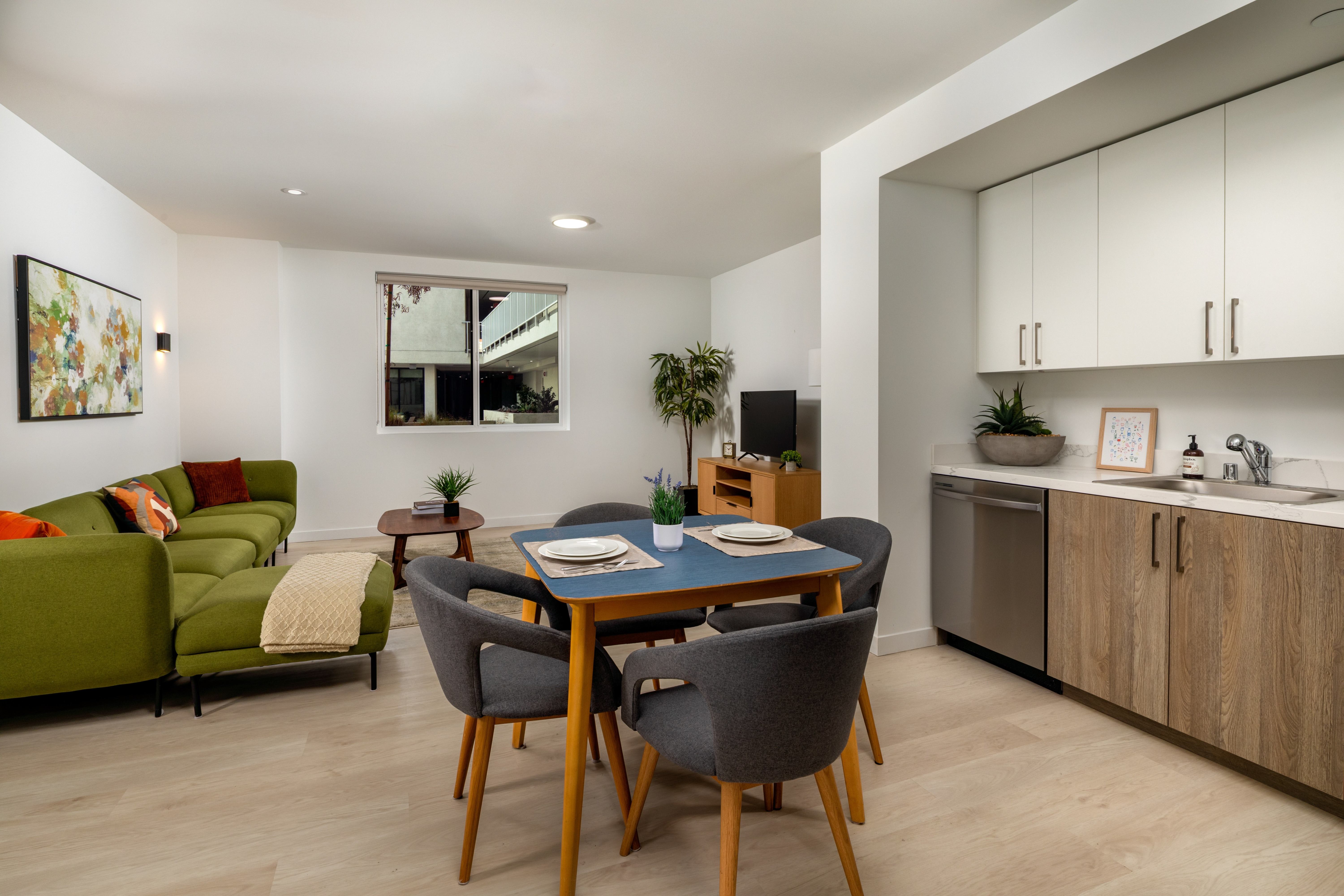 West 5th LA – photo 4
