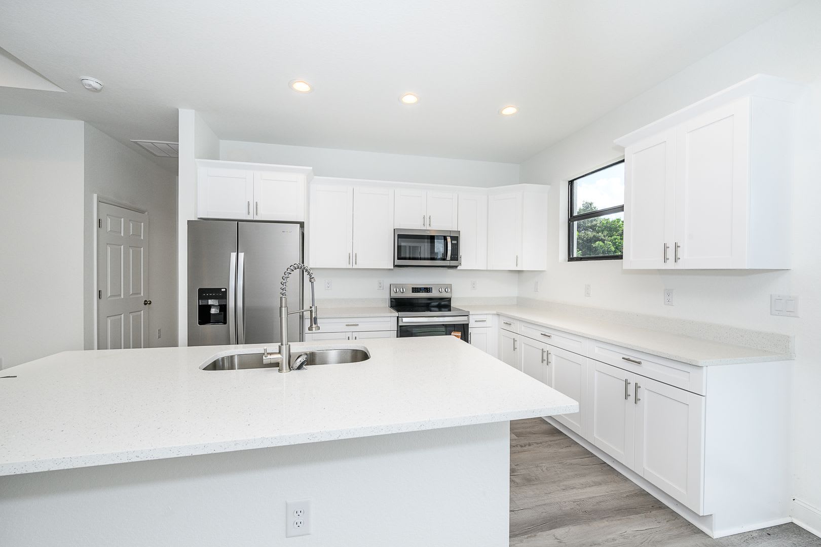 Brand-New Construction in Port Charlotte! – photo 4