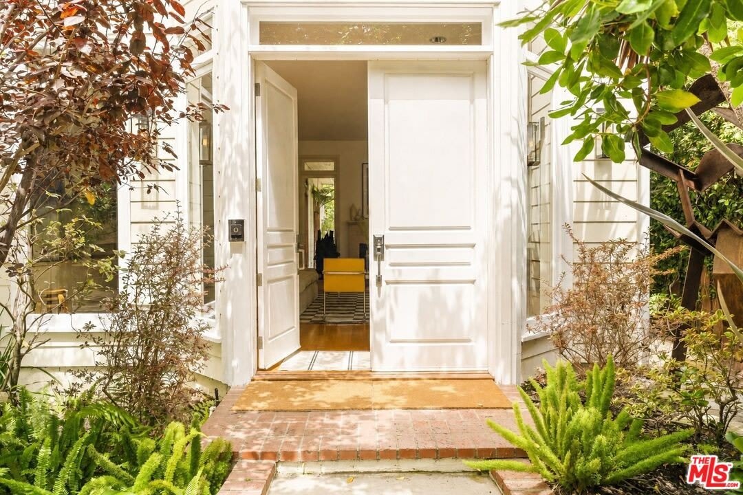 454 Sycamore Rd – photo 2