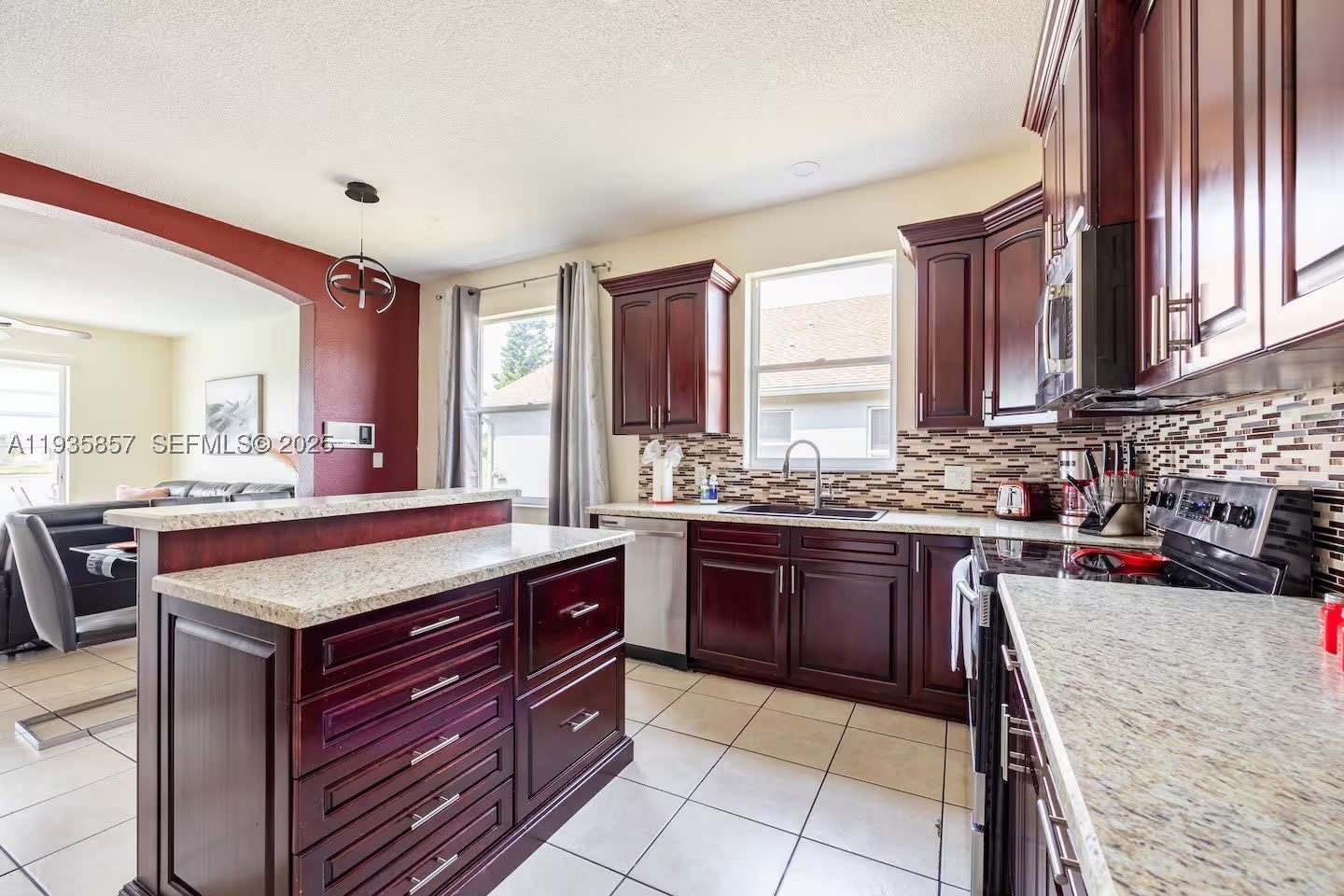 2139 Mallard Creek Cir – photo 2
