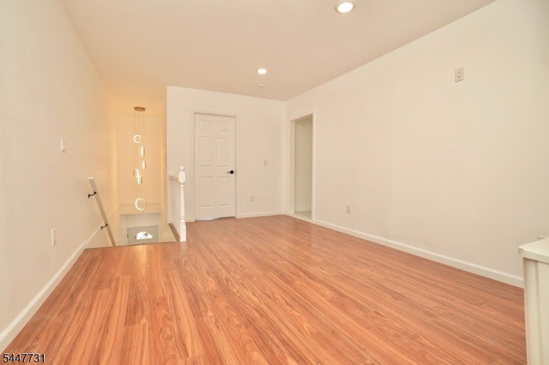 210 Sanford Ave Unit 2 – photo 5