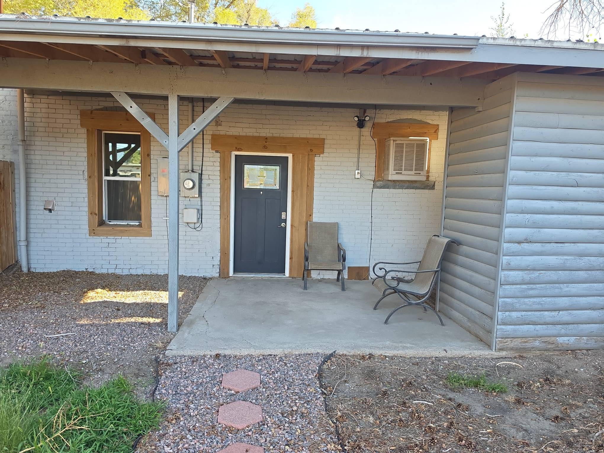 549 W Main St – photo 2