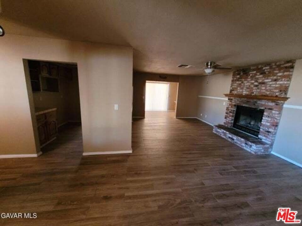 9825 Sally Ave – photo 3