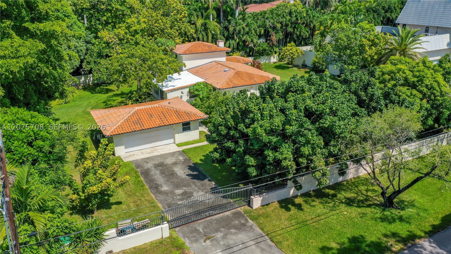 8775 SW 53rd Ct – photo 2