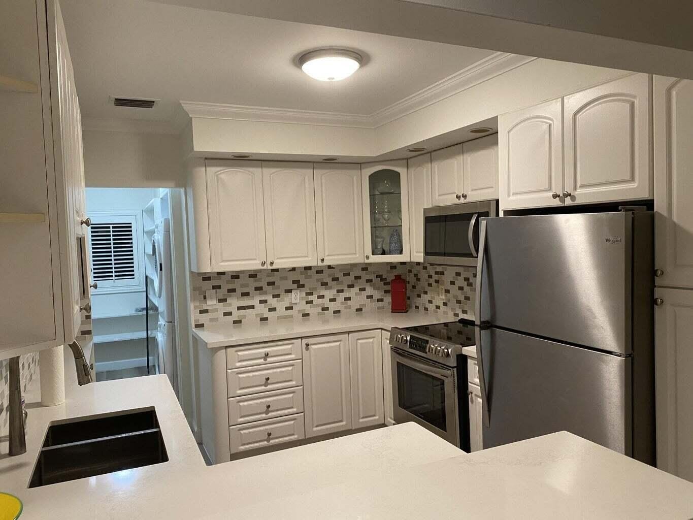 325 Sunset Drive – photo 5
