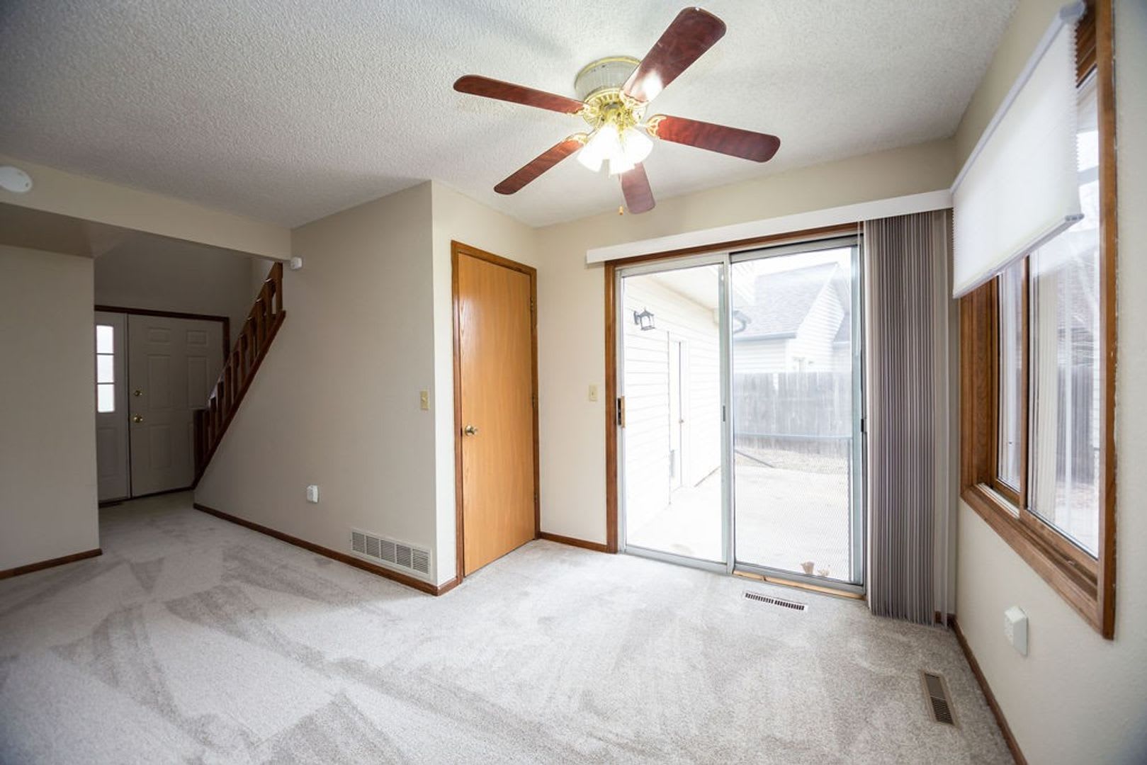 Charming 3 Bed, 2 Bath Home on a Quiet Cul-de-Sac with a Fenced Yard & 2-Car Garage! – photo 5