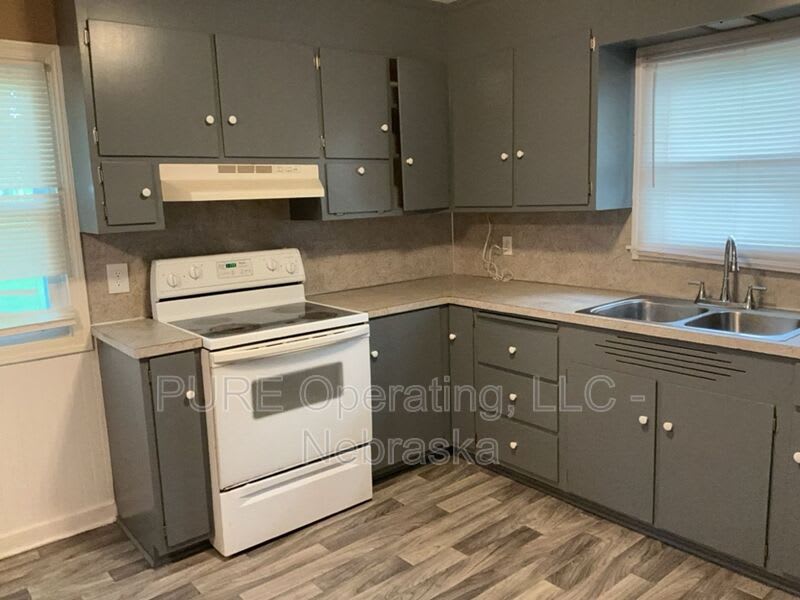 5236 Ames Ave – photo 2